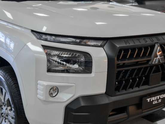 MITSUBISHI-TRITON-2.4 BITURBO DIESEL CD GLS 4X4 AUTOMÁTICO MITSUBISHI-TRITON-2026