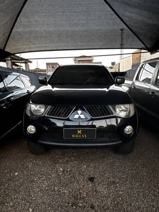 MITSUBISHI L200 TRITON 3.2 HPE 4X4 CD 16V TURBO INTERCOOLER DIESEL 4P AUTOMÁTICO