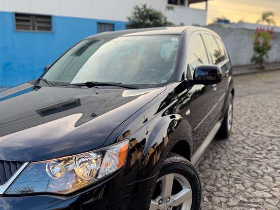 MITSUBISHI-OUTLANDER-2.4 4X4 16V GASOLINA 4P AUTOMÁTICO MITSUBISHI-OUTLANDER-2008