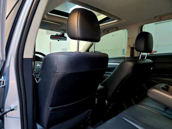MITSUBISHI-OUTLANDER-3.0 GT 4X4 V6 24V GASOLINA 4P AUTOMÁTICO MITSUBISHI-OUTLANDER-2014