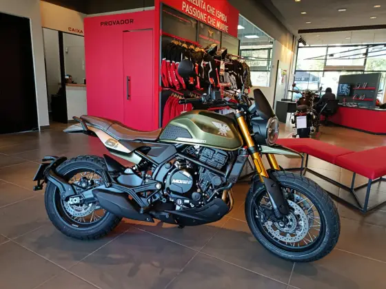 MOTO MORINI SEIEMMEZZO SCRAMBLE MOTO MORINI SEIEMMEZZO SCRAMBLE