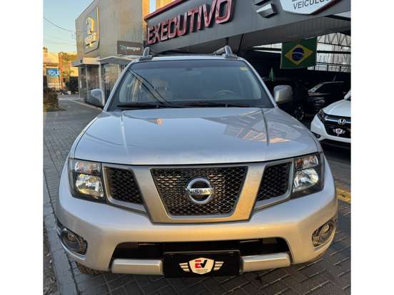 NISSAN-FRONTIER-2.5 SV ATTACK 4X4 CD TURBO ELETRONIC DIESEL 4P MANUAL NISSAN-FRONTIER-2015