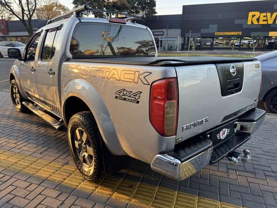 NISSAN-FRONTIER-2.5 SV ATTACK 4X4 CD TURBO ELETRONIC DIESEL 4P MANUAL NISSAN-FRONTIER-2015