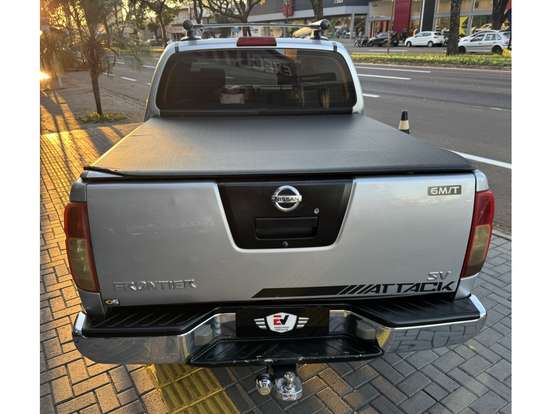 NISSAN-FRONTIER-2015