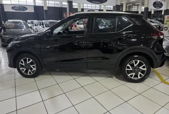 NISSAN-KICKS-2022
