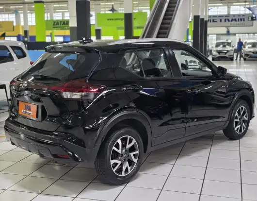 NISSAN-KICKS-2022