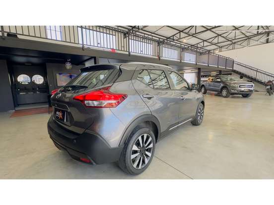 NISSAN-KICKS-1.6 16V FLEXSTART SV 4P XTRONIC NISSAN-KICKS-2017