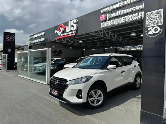 NISSAN KICKS PLAY 1.6 16V FLEXSTART ACTIVE PLUS XTRONIC NISSAN KICKS PLAY 1.6 16V FLEXSTART ACTIVE PLUS XTRONIC
