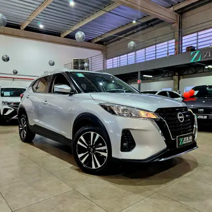 NISSAN KICKS PLAY 1.6 16V FLEXSTART SENSE XTRONIC NISSAN KICKS PLAY 1.6 16V FLEXSTART SENSE XTRONIC