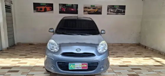 NISSAN MARCH 1.0 16V FLEX 4P MANUAL NISSAN MARCH 1.0 16V FLEX 4P MANUAL