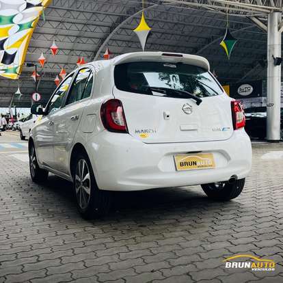 NISSAN-MARCH-2017