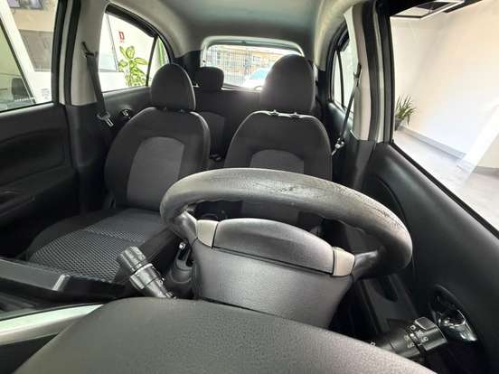 NISSAN-MARCH-1.6 SV 16V FLEXSTART 4P XTRONIC NISSAN-MARCH-2017