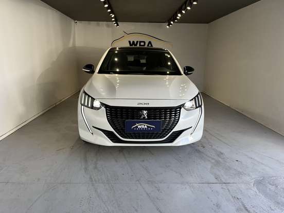 PEUGEOT-208-2023