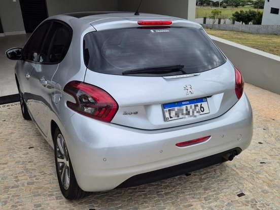PEUGEOT-208-1.6 GRIFFE 16V FLEX 4P AUTOMÁTICO PEUGEOT-208-2019