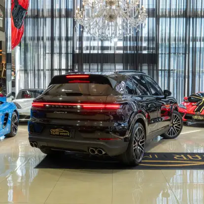 PORSCHE-CAYENNE-2024