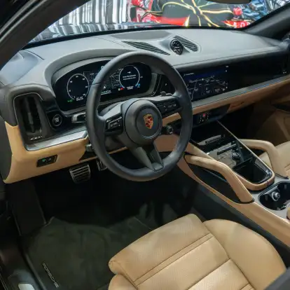 PORSCHE-CAYENNE-2024