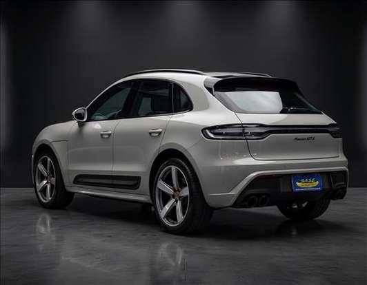 PORSCHE-MACAN-2024