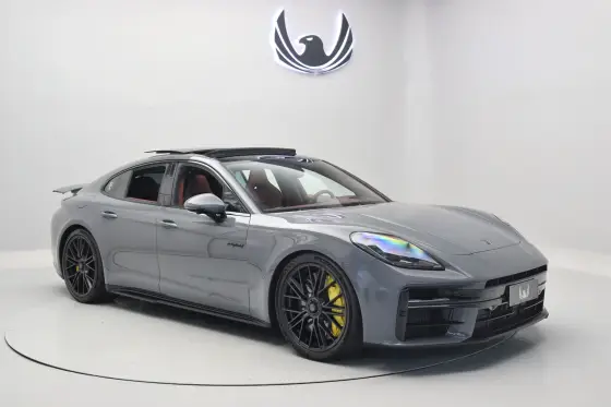 PORSCHE PANAMERA 4.0 V8 E-HYBRID TURBO S PDK PORSCHE PANAMERA 4.0 V8 E-HYBRID TURBO S PDK