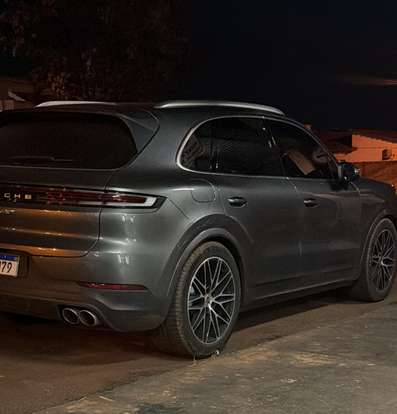 PORSCHE-CAYENNE-2024