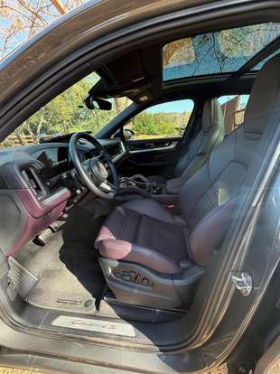 PORSCHE-CAYENNE-2024