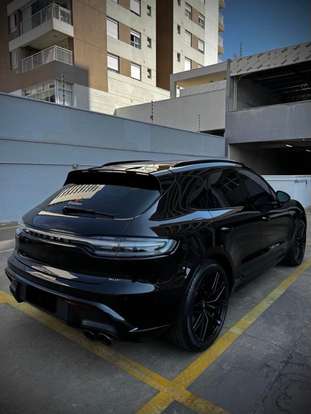 PORSCHE-MACAN-2025