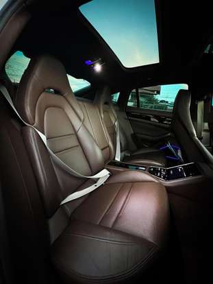 PORSCHE-PANAMERA-2021