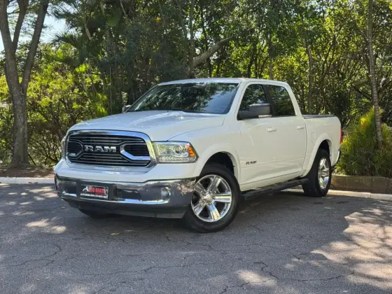 RAM 1500 5.7 V8 GASOLINA LIMITED CD 4X4 AUTOMÁTICO RAM 1500 5.7 V8 GASOLINA LIMITED CD 4X4 AUTOMÁTICO