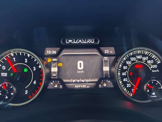 RAM-2500-6.7 I6 TURBO DIESEL LARAMIE CD 4X4 AUTOMÁTICO RAM-2500-2020