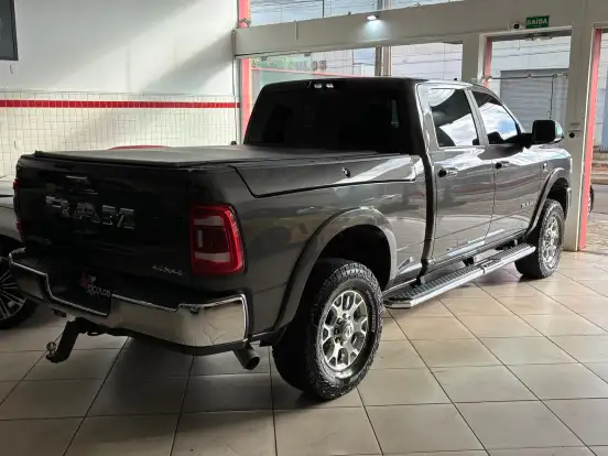 RAM-3500-6.7 I6 TURBO DIESEL LARAMIE CD 4X4 AUTOMÁTICO RAM-3500-2022