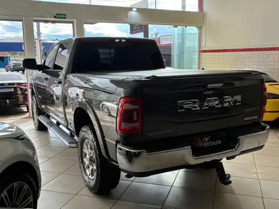 RAM-3500-6.7 I6 TURBO DIESEL LARAMIE CD 4X4 AUTOMÁTICO RAM-3500-2022