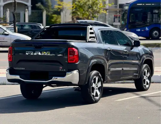 RAM-RAMPAGE-2.0 TURBO DIESEL LARAMIE 4X4 AUTOMÁTICO RAM-RAMPAGE-2023