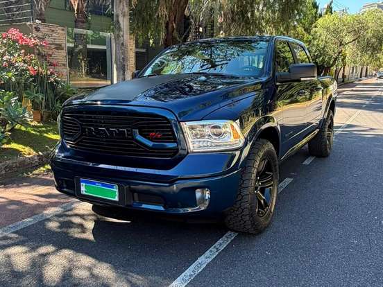 RAM-1500-5.7 V8 GASOLINA LIMITED NIGHT EDITION CD 4X4 AUTOMÁTICO RAM-1500-2023