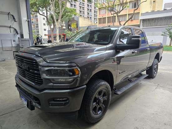 RAM-2500-6.7 I6 TURBO DIESEL LARAMIE NIGHT EDITION CD 4X4 AUTOMÁTICO RAM-2500-2023