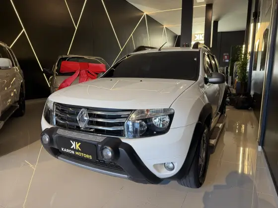 RENAULT DUSTER 2.0 DYNAMIQUE 4X2 16V FLEX 4P AUTOMÁTICO RENAULT DUSTER 2.0 DYNAMIQUE 4X2 16V FLEX 4P AUTOMÁTICO