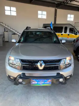 RENAULT-DUSTER OROCH-2018