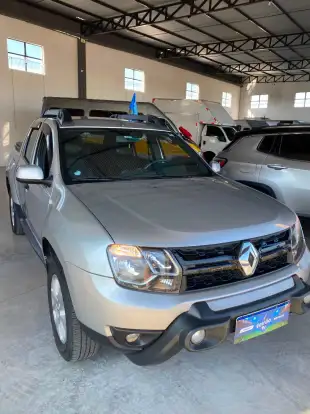 RENAULT-DUSTER OROCH-2018