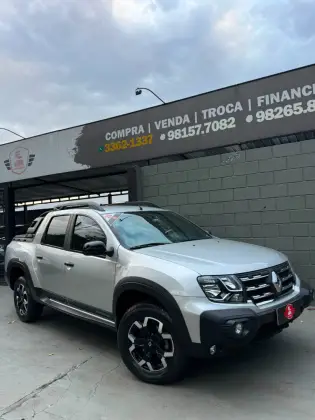 RENAULT OROCH 1.3 TCE FLEX OUTSIDER X-TRONIC RENAULT OROCH 1.3 TCE FLEX OUTSIDER X-TRONIC
