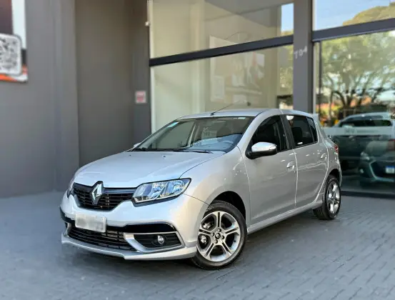 RENAULT SANDERO 1.6 16V SCE FLEX GT LINE MANUAL RENAULT SANDERO 1.6 16V SCE FLEX GT LINE MANUAL