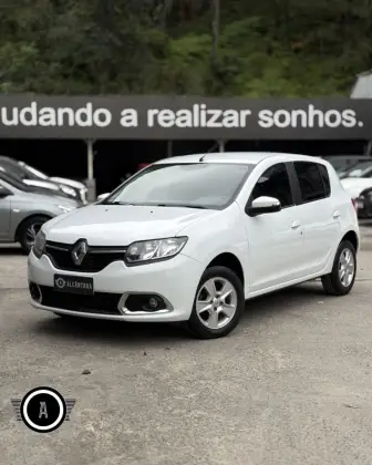 RENAULT SANDERO 1.6 DYNAMIQUE 8V FLEX 4P MANUAL RENAULT SANDERO 1.6 DYNAMIQUE 8V FLEX 4P MANUAL