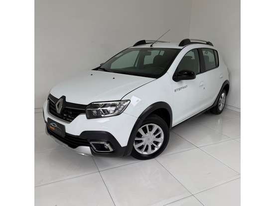 RENAULT-SANDERO-2023