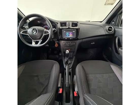 RENAULT-SANDERO-2023