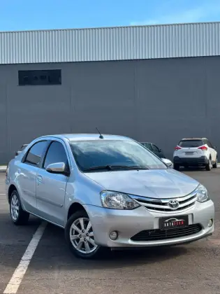 TOYOTA ETIOS 1.5 XLS SEDAN 16V FLEX 4P MANUAL TOYOTA ETIOS 1.5 XLS SEDAN 16V FLEX 4P MANUAL