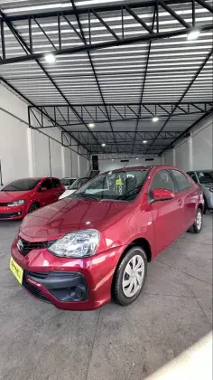 TOYOTA ETIOS 1.5 XS SEDAN 16V FLEX 4P AUTOMÁTICO TOYOTA ETIOS 1.5 XS SEDAN 16V FLEX 4P AUTOMÁTICO
