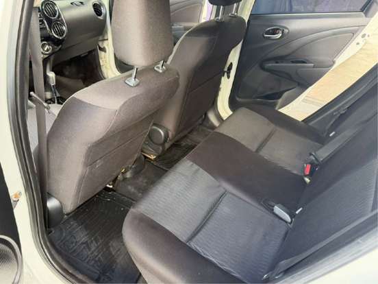TOYOTA-ETIOS-1.5 X PLUS 16V FLEX 4P AUTOMÁTICO TOYOTA-ETIOS-2019