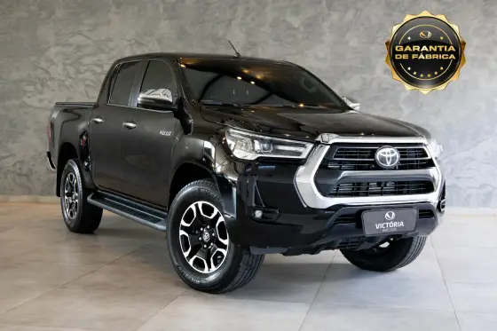 TOYOTA HILUX 2.8 D-4D TURBO DIESEL CD SRX 4X4 AUTOMÁTICO TOYOTA HILUX 2.8 D-4D TURBO DIESEL CD SRX 4X4 AUTOMÁTICO