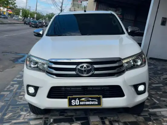 TOYOTA-HILUX-2.8 SRX 4X4 CD 16V DIESEL 4P AUTOMÁTICO TOYOTA-HILUX-2017