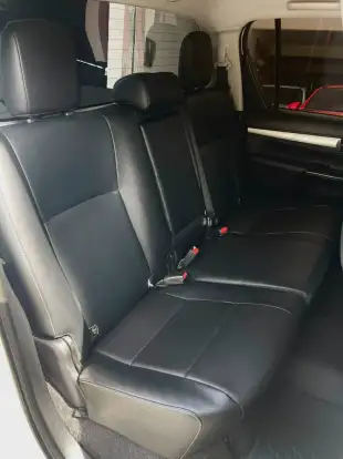 TOYOTA-HILUX-2017