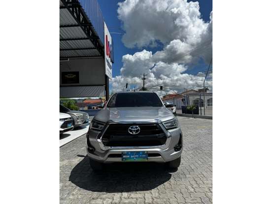 TOYOTA-HILUX-2.8 D-4D TURBO DIESEL CD SRV 4X4 AUTOMÁTICO TOYOTA-HILUX-2020