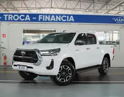 TOYOTA HILUX 2.8 D-4D TURBO DIESEL CD SRX 4X4 AUTOMÁTICO TOYOTA HILUX 2.8 D-4D TURBO DIESEL CD SRX 4X4 AUTOMÁTICO
