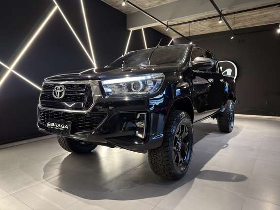 TOYOTA-HILUX-2.8 SRX 4X4 CD 16V DIESEL 4P AUTOMÁTICO TOYOTA-HILUX-2018